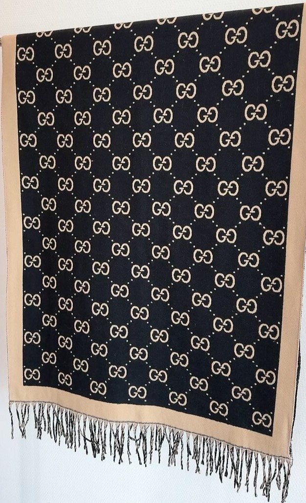 Gucci Black & Beige Fringed Shawl