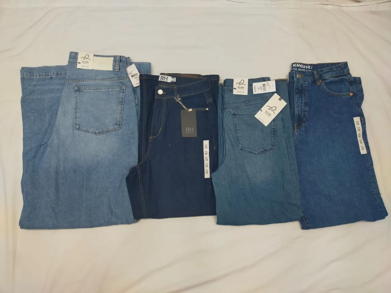 AHS5 Left Over Women Flare Jeans - 40 Pcs