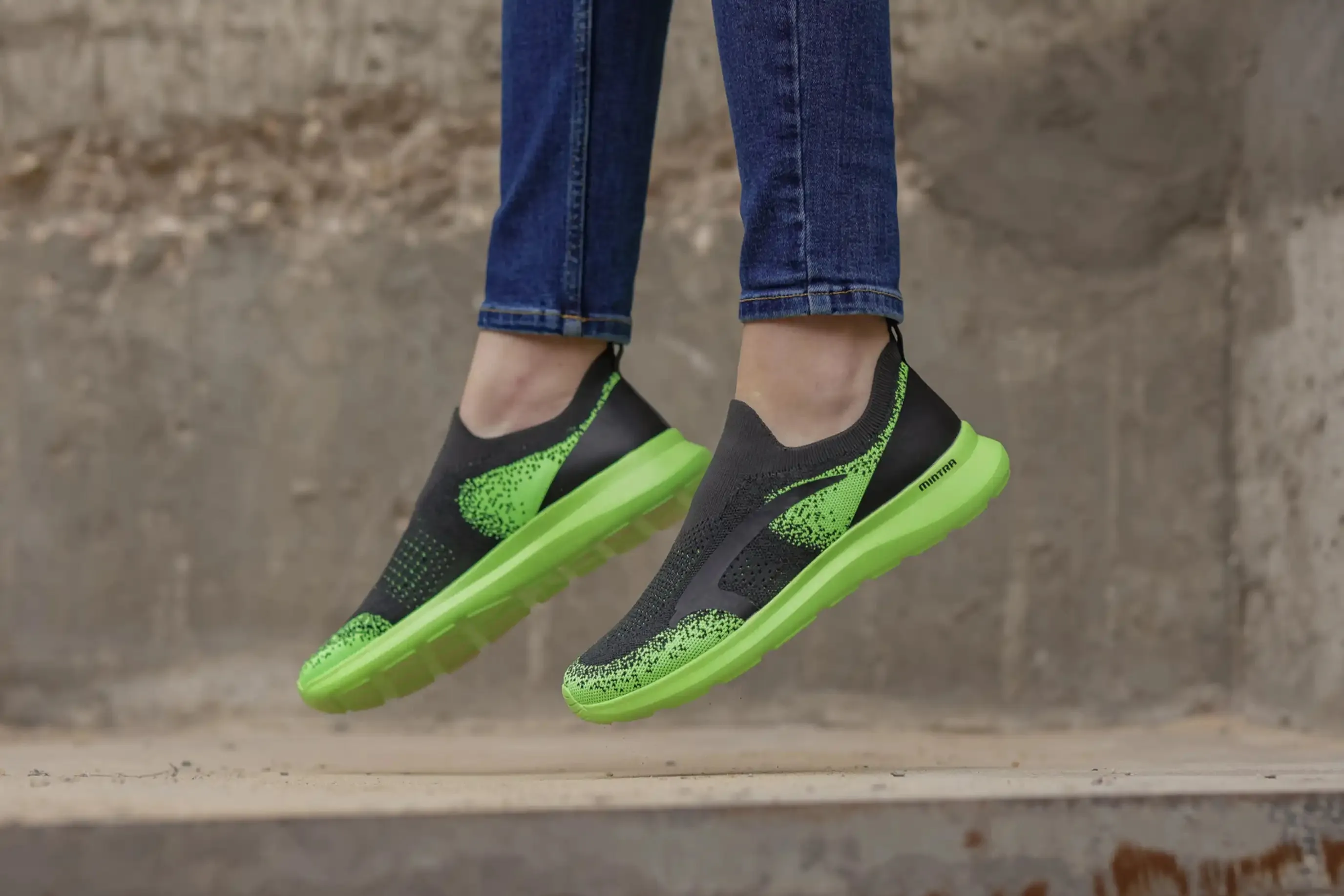 CAI - Black/Neon Green Women