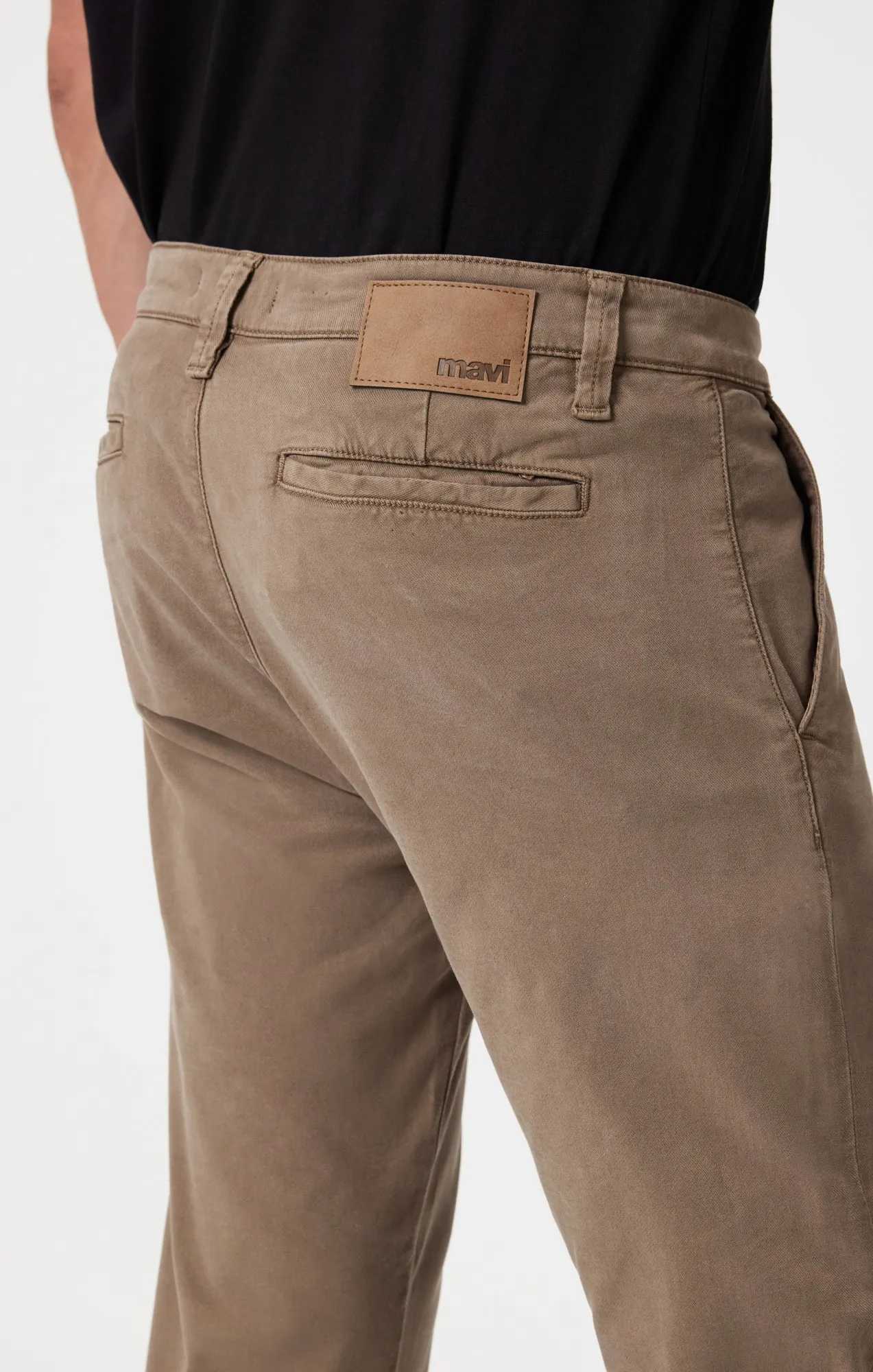 MILTON SLIM STRAIGHT CHINO IN TIMBER LUXE TWILL