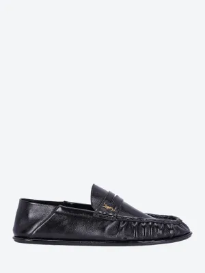 Plain vamp loafers