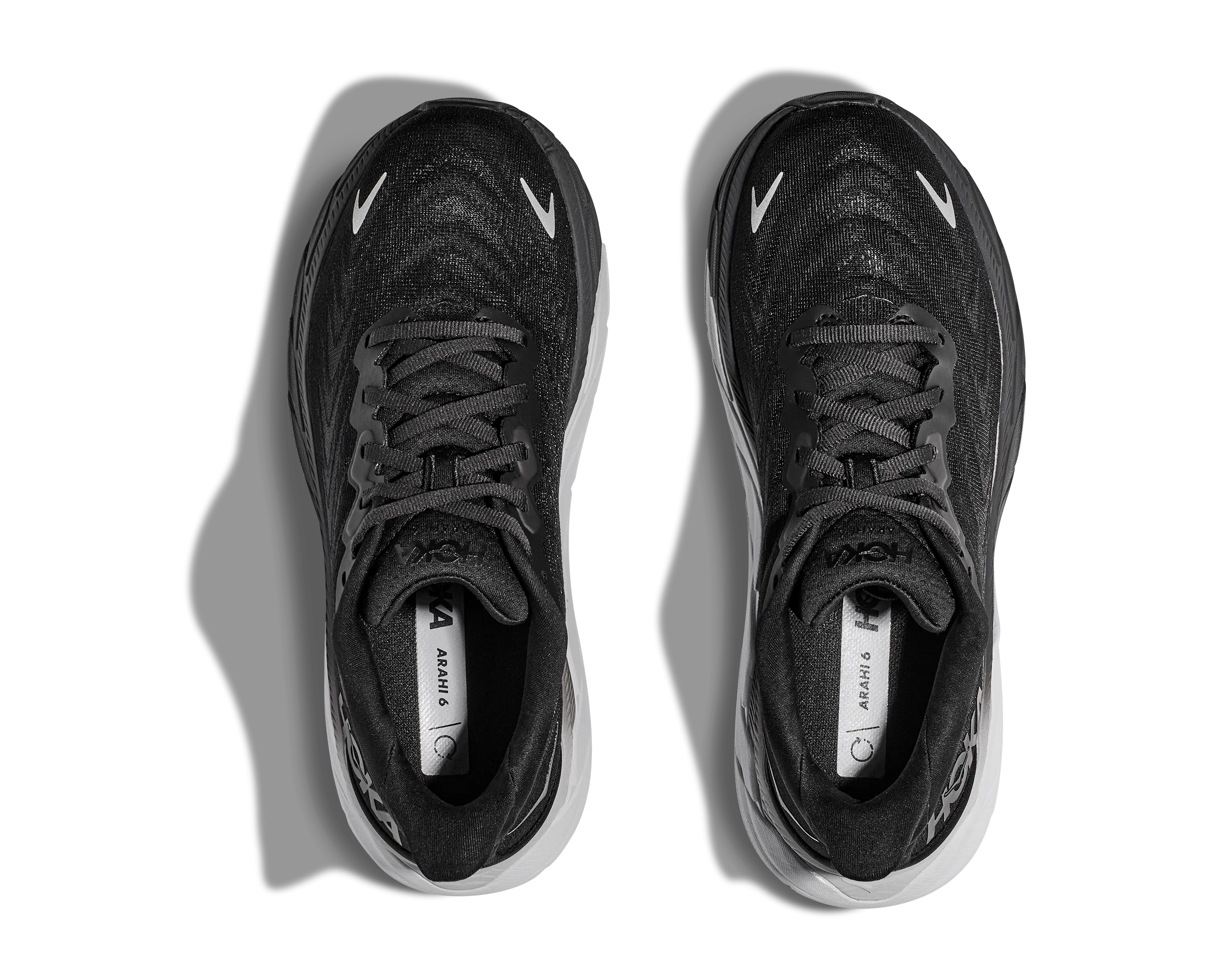 Women's Hoka Arahi 6 Color: Black/White