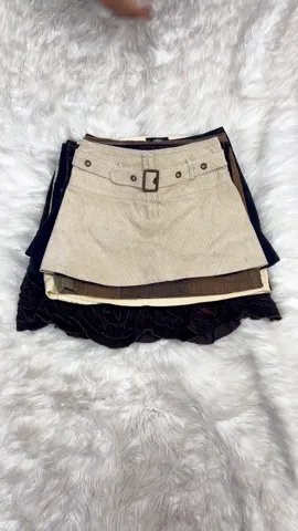 Y2K Corduroy Crush Mini Skirts - 11 Pieces ( BC-11-42 )